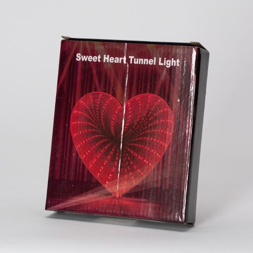 מנורת לילה לד מעוצבת לב אדום עם תאורה אינסופית לחדרי ילדים K600077-2