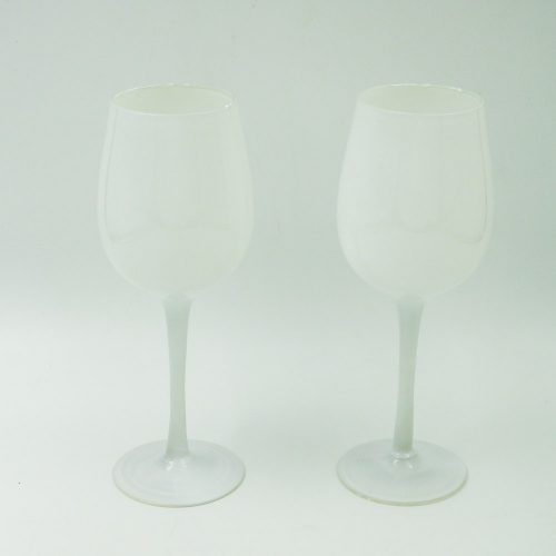 זוג כוסות יין בצבע לבן מזכוכית K600168-1