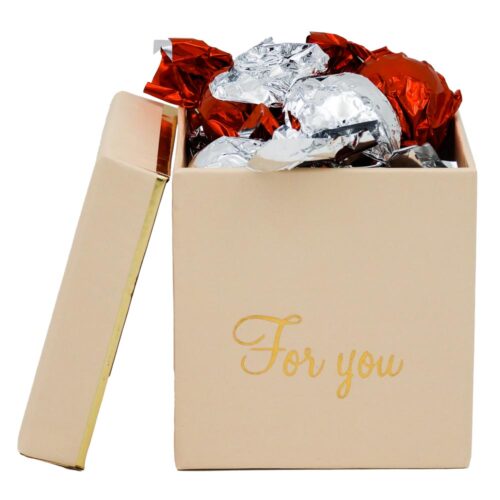 קופסת שוקולדים קטנה For you בצבע שמנת K000076-1